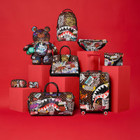 TAGGED UP SIP SAVVY CROSSBODY