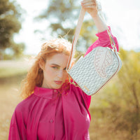 CRÈME DE LA CRÈME BACKPACK SLING