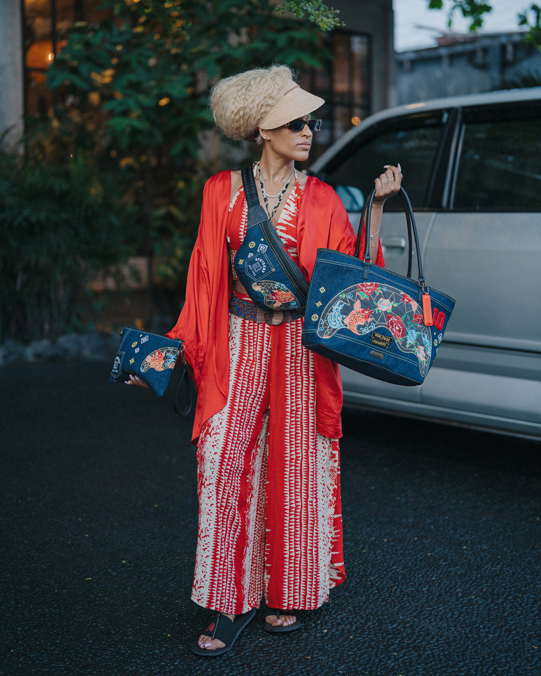 EVISU STYLE SAVVY CROSSBODY