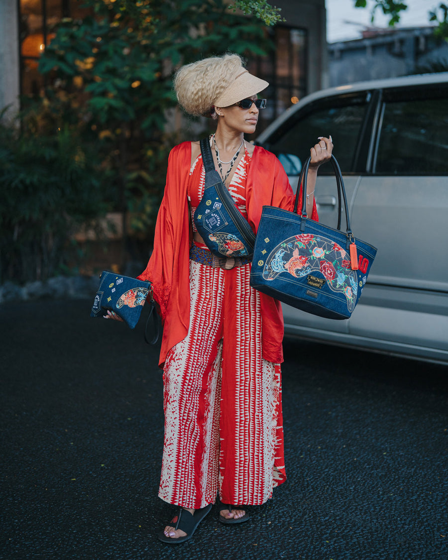 EVISU STYLE SAVVY CROSSBODY