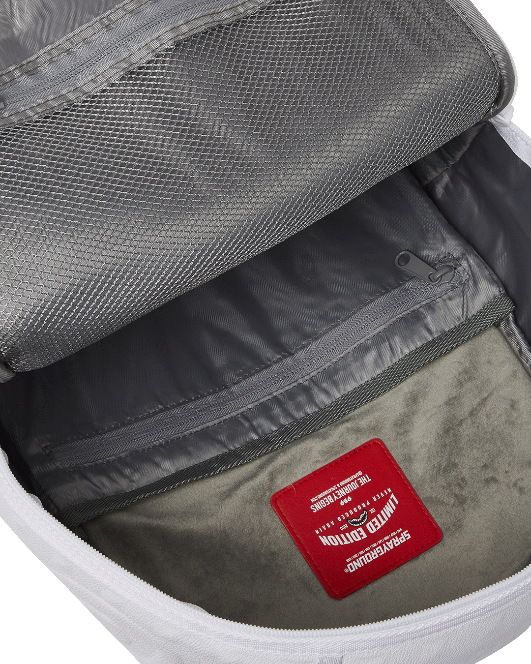 WHITE PYRAMID DLXSV BACKPACK