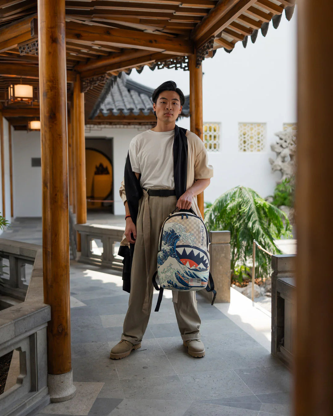 THE MET HOKUSAI GREAT WAVE BACKPACK