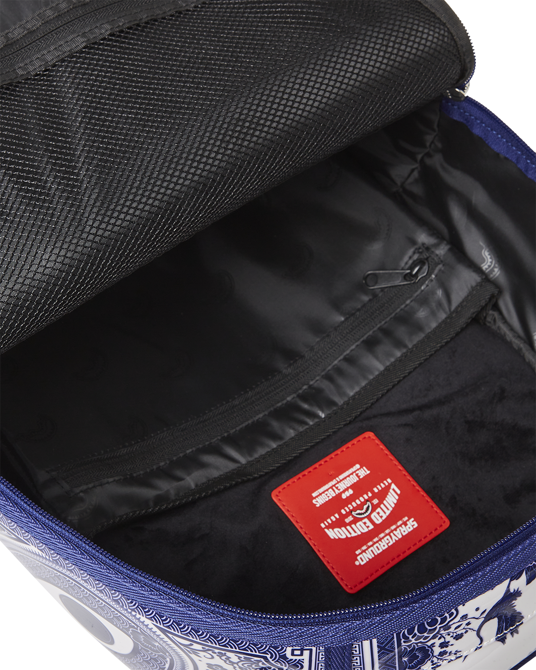 FINE CHINA SHARK DLXS BACKPACK