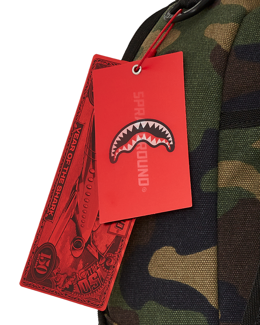 SHARK CENTRAL CAMO DLXS BACKPACK
