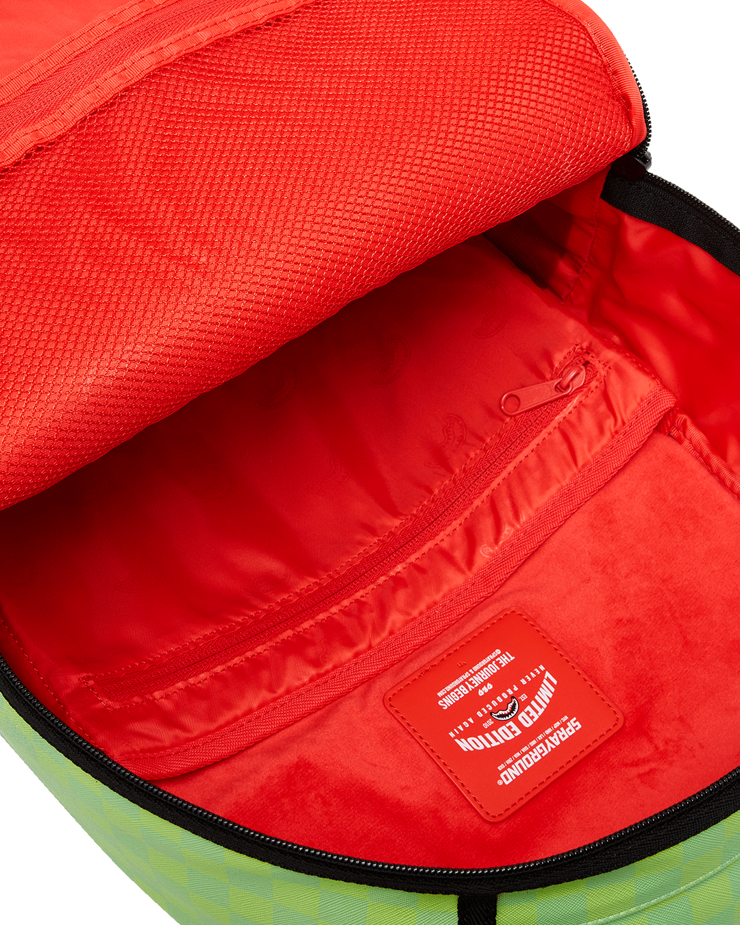 LOONEY TUNES RABBIT HOLE DLSXV BACKPACK