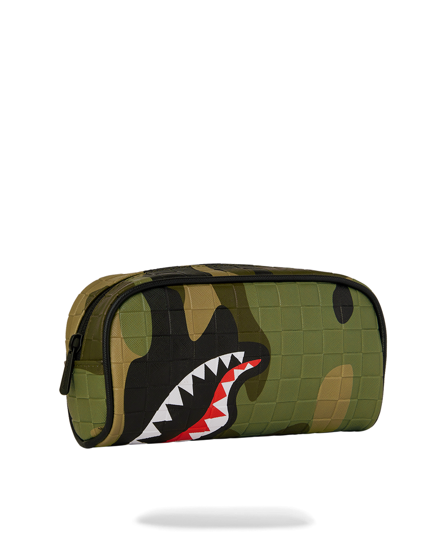 WOODLAND CAMO CHECK POUCH