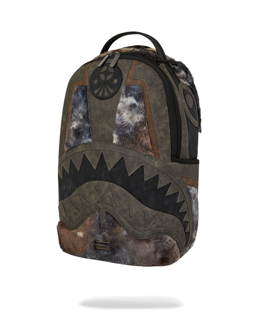 DAYS FUR COAT SHARK DLXSV BACKPACK
