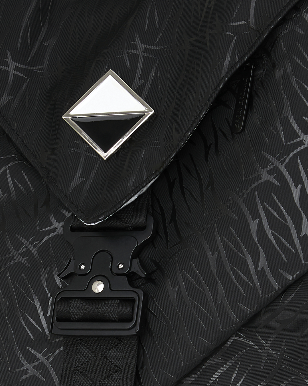COLLABORATION YUTA TAKAHASHI ORIGAMI BACKPACK