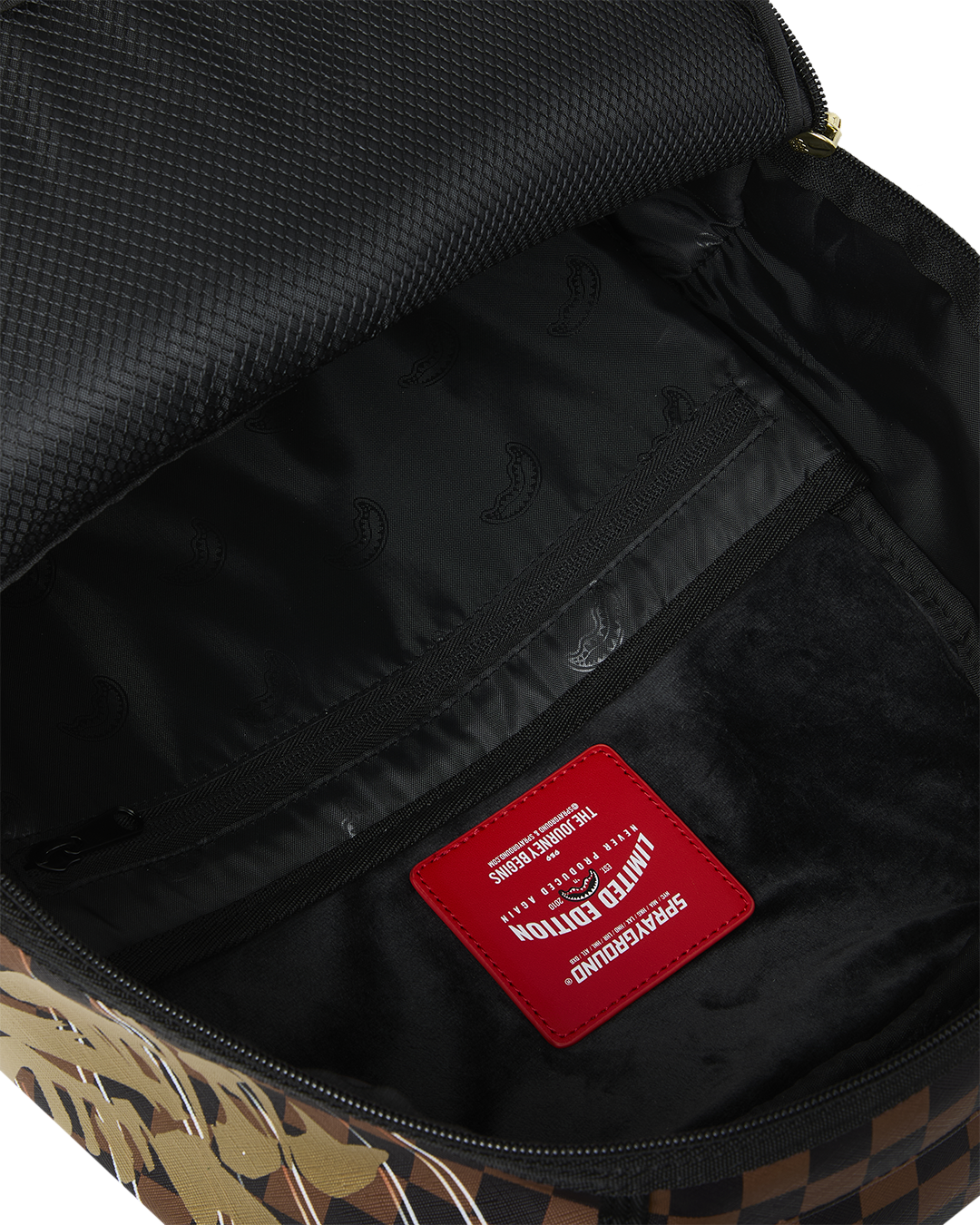 KUNG FU PANDA PO CHECKER KARATE KICK DLXSV BACKPACK