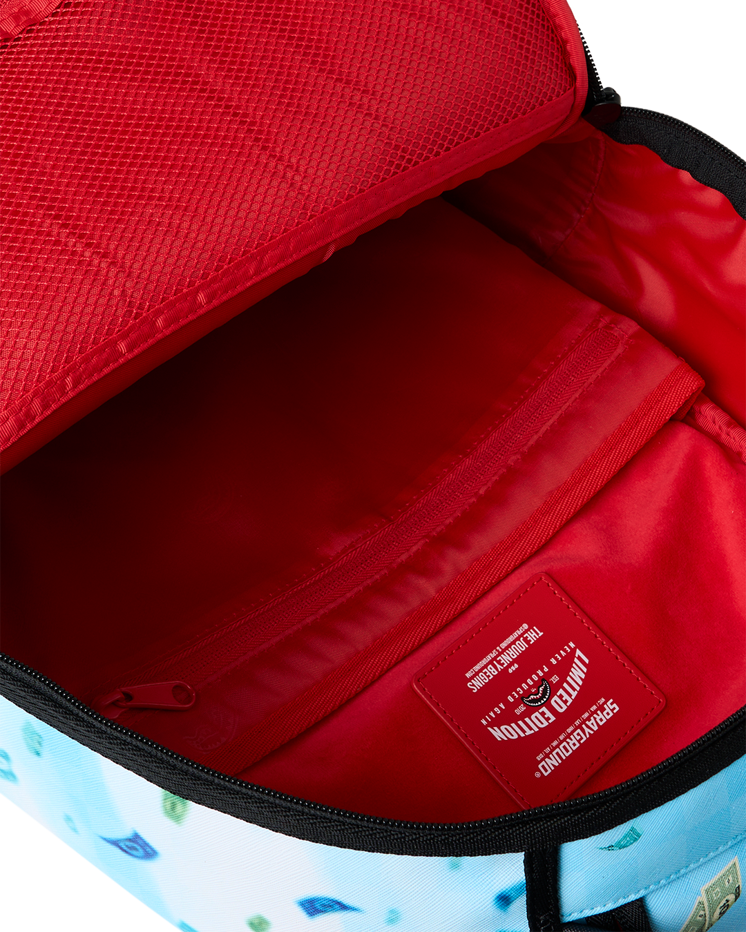 MONOPOLY PLANE DLXSV BACKPACK