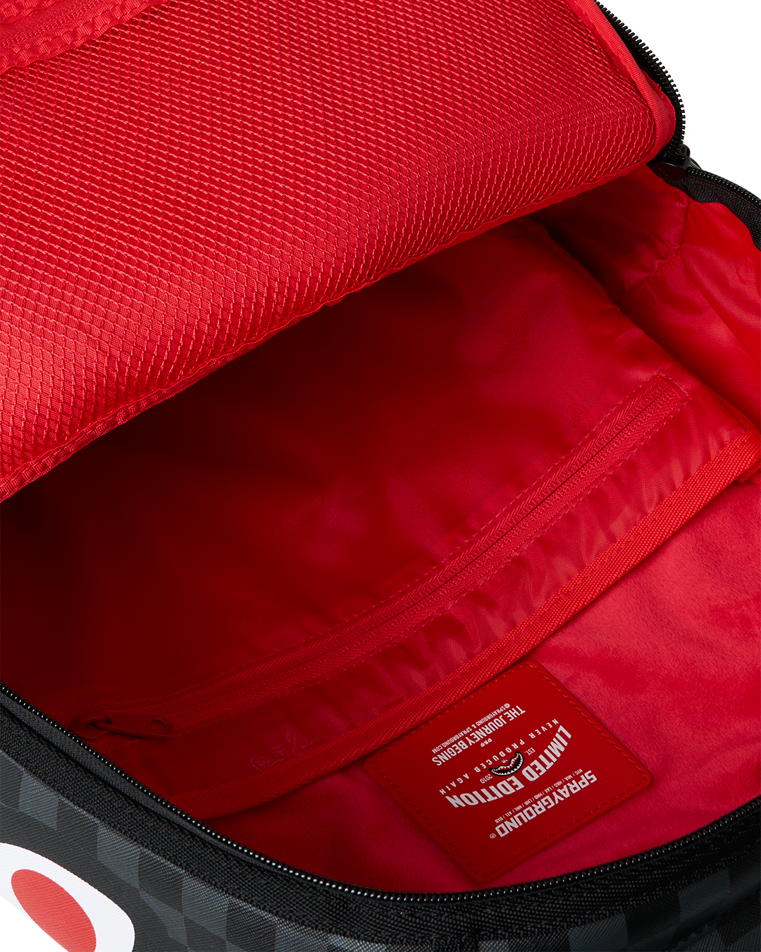 LOONEY CARROT STASH DLXSV BACKPACK