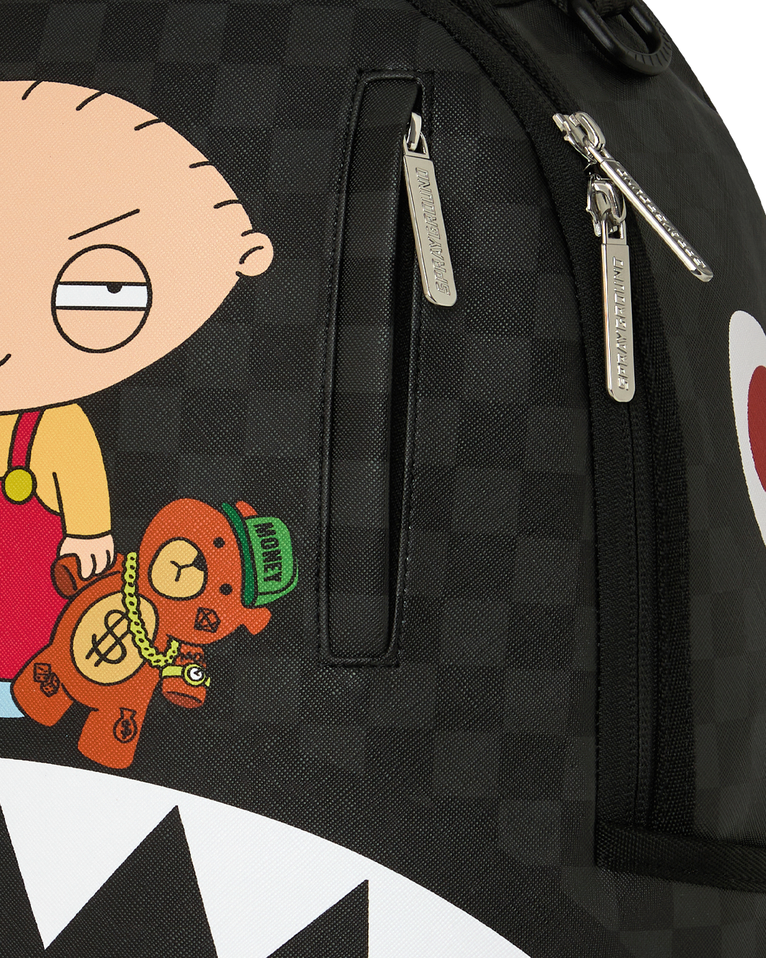 FAMILY GUY STEWIE HOLDING BEAR KEYCHAIN DLXSV BACKPACK