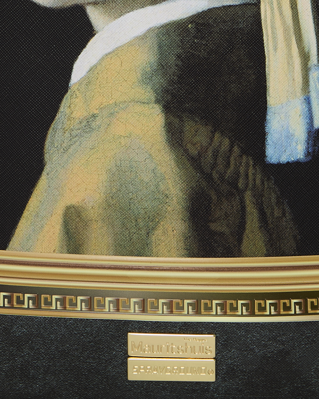 MAURITSHUIS MUSEUM GIRL WITH A PEARL EARRING FRAME DLXSV BACKPACK