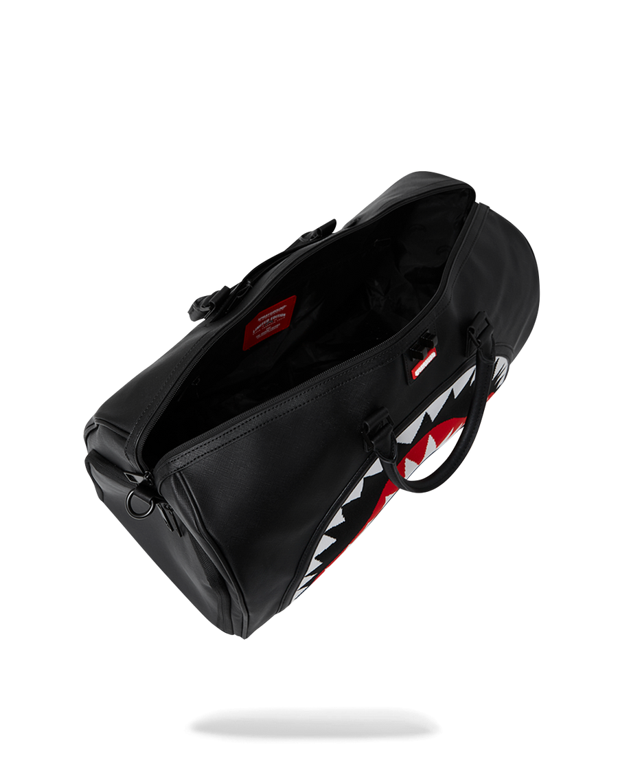 FLY KNIT MOUTH DUFFLE