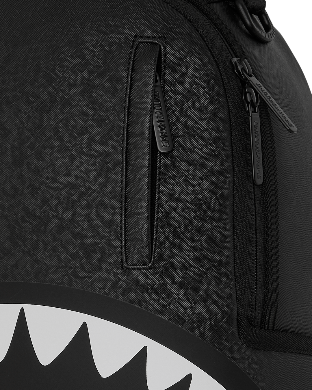 BLACK TOON SHARK MINI DLX BACKPACK