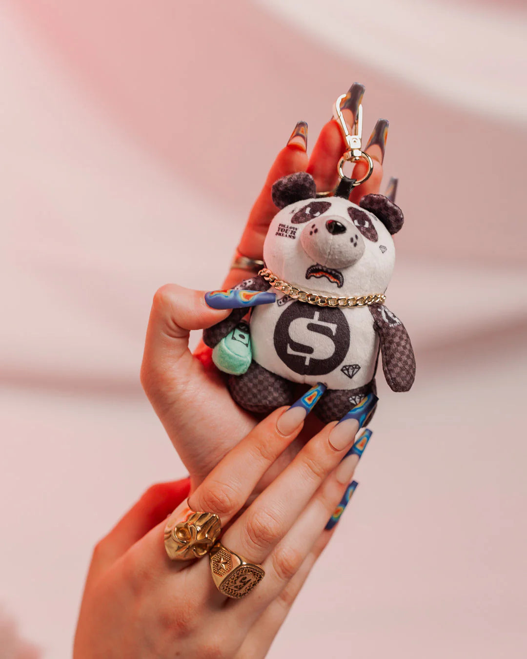 PANDA PANDA MYSTERY BEAR BAG CLIP