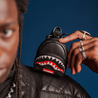 KNIT COMMANDER BACKPACK KEYCHAIN