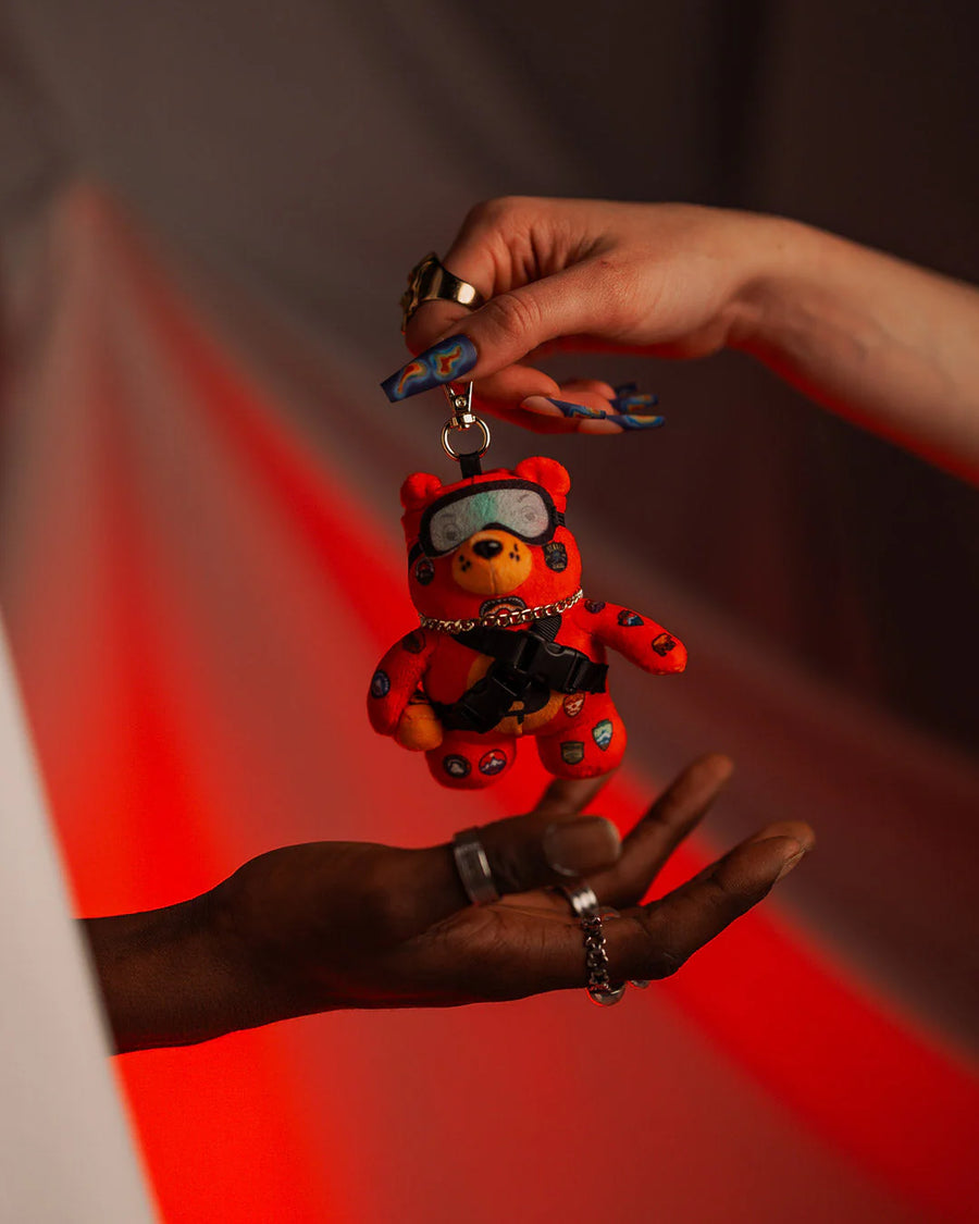 GLOBAL EXPEDITION MYSTERY BEAR KEYCHAIN