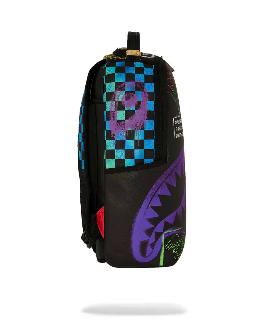 SHARK CENTRAL STENCILS BLACK DLXSV BACKPACK