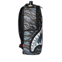 DAZED AND SHARK BACKPACK (DLXV)