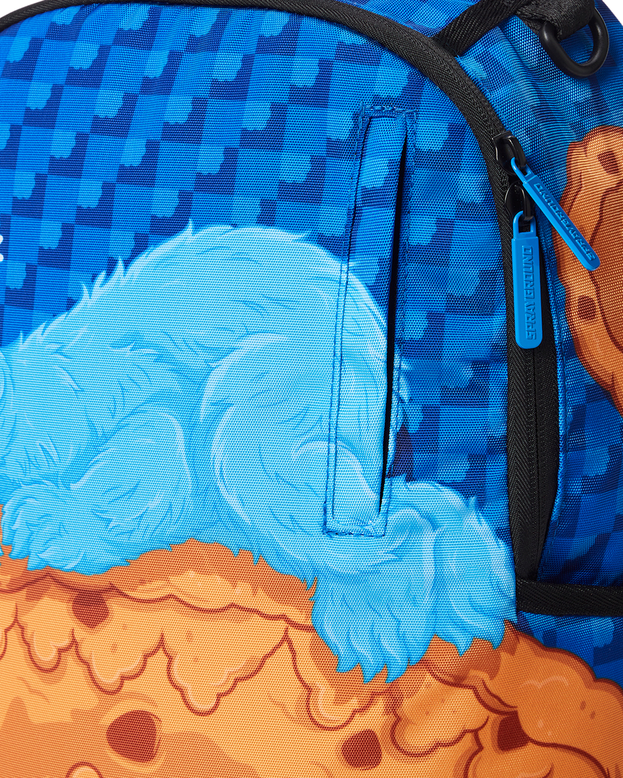 COOKIE MONSTER SLEEPING BACKPACK (DLXR)