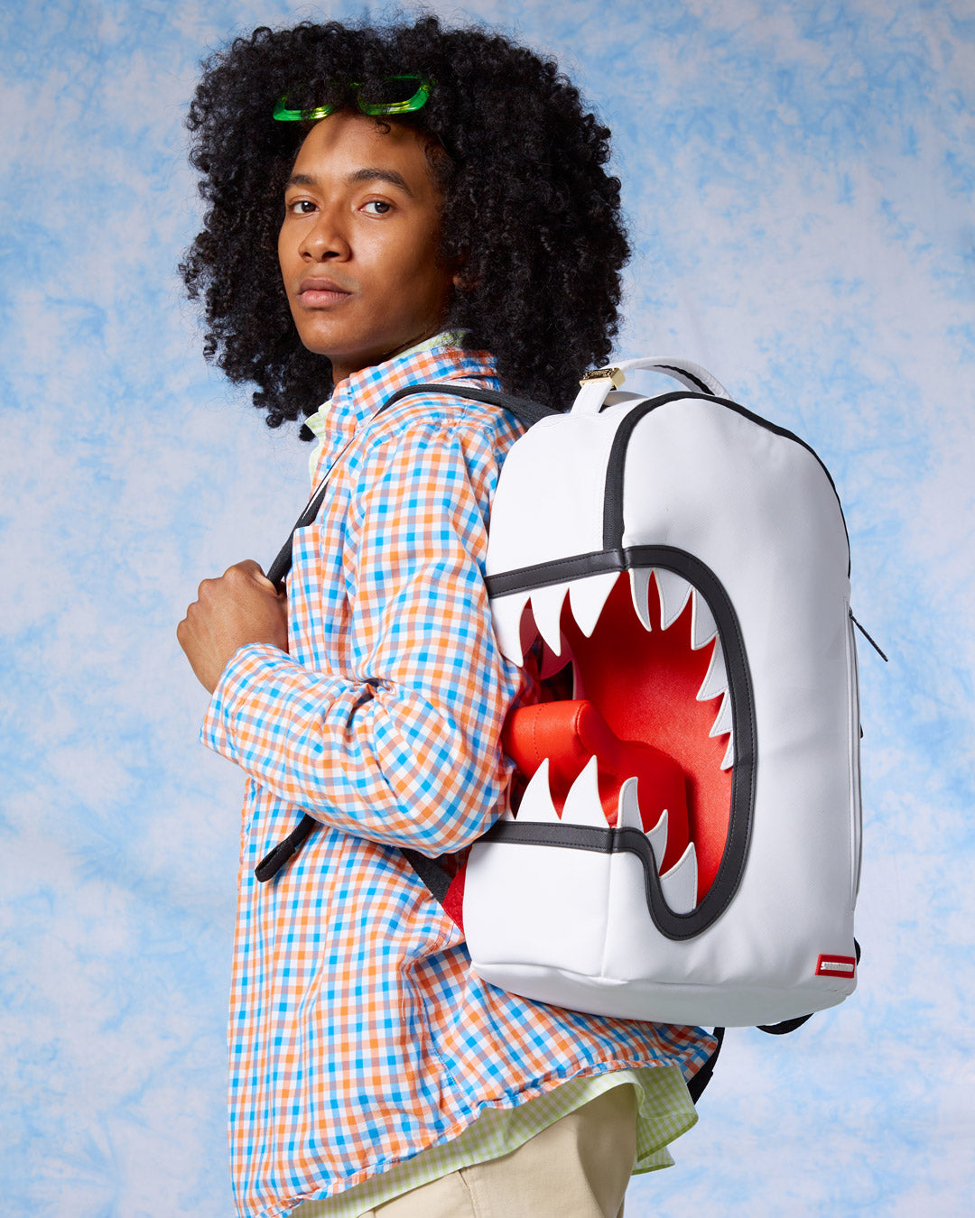 SCREAM SHARK ART PIECE BACKPACK (DLXV)