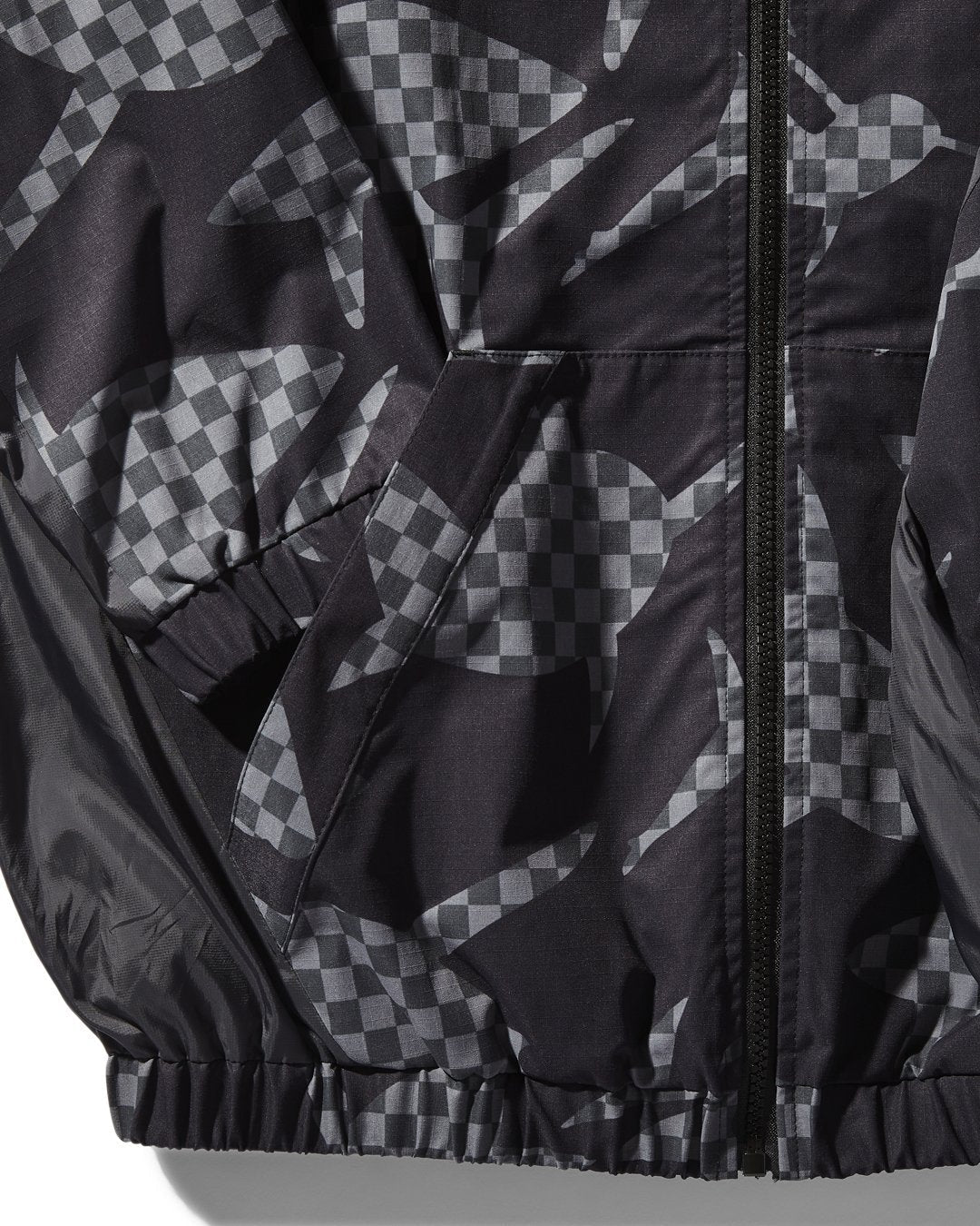 SHARK CHECK WINDBREAKER (BLACK)