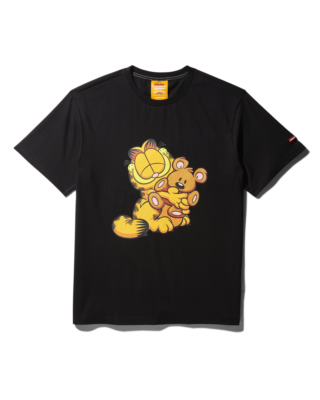 GARFIELD HUGS T-SHIRT (BLACK)