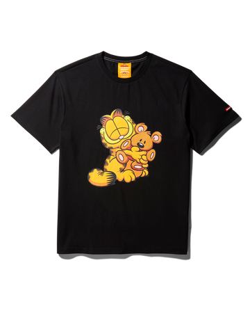 GARFIELD HUGS T-SHIRT (BLACK)